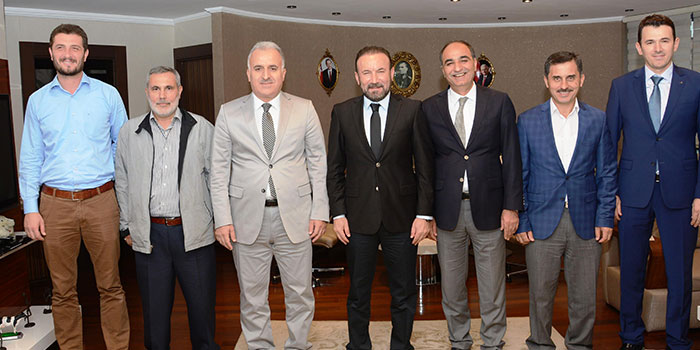 KOCAELİ KUYUMCULAR DERNEĞİ NEVZAT DOĞAN'I ZİYARET ETTİ